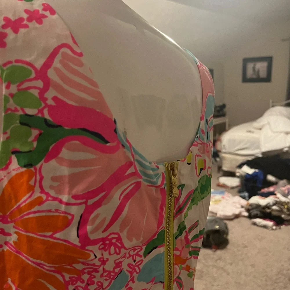 Lilly Pulitzer beautiful floral dress - Picture 7 of 8